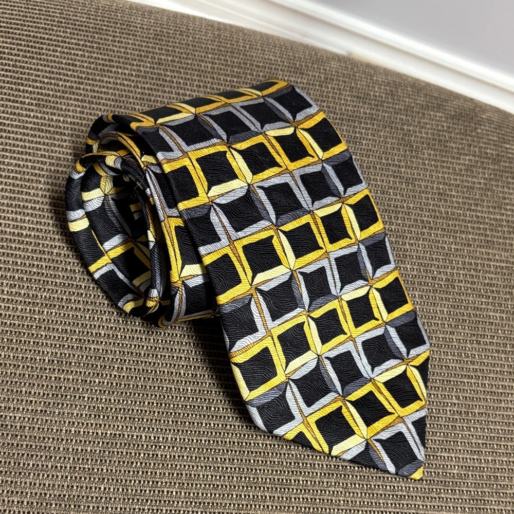 Z Zegna Men's Geometric Black and Gold Scarf
